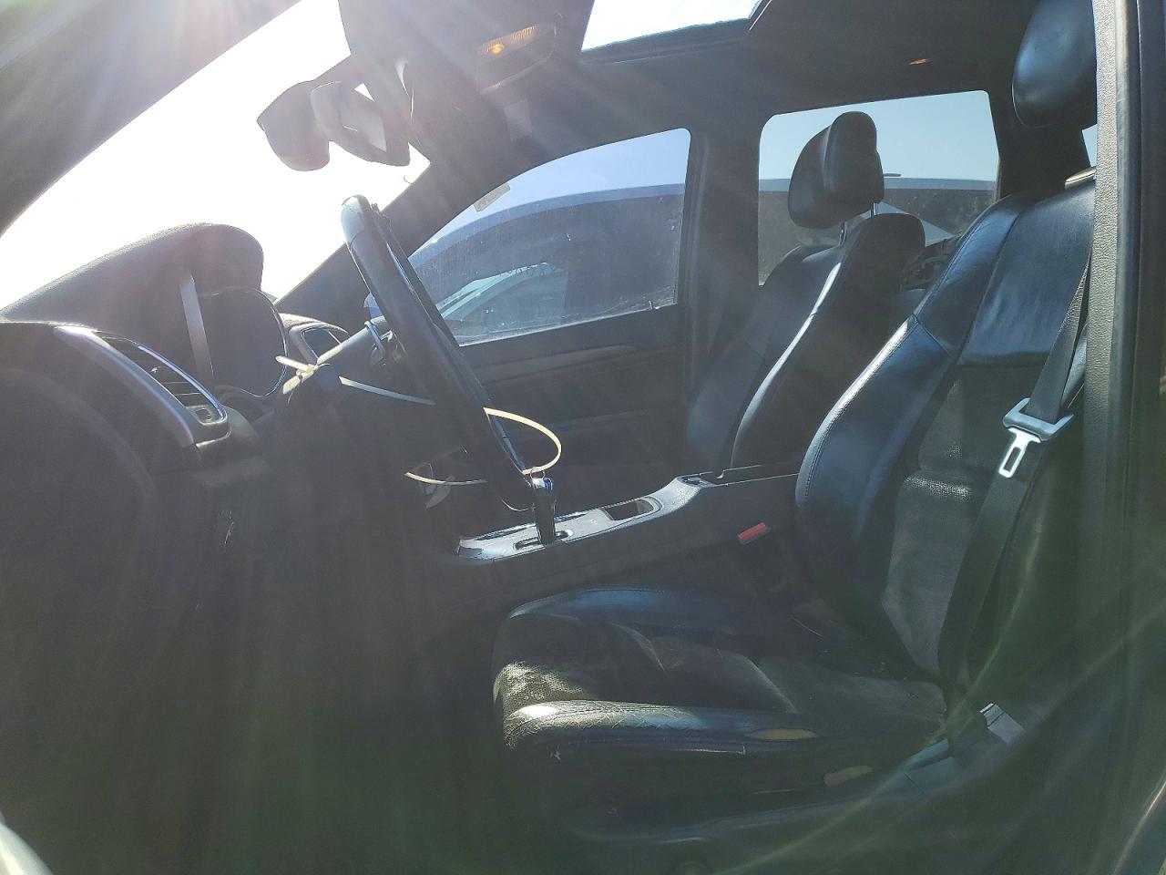 2015 JEEP GRAND CHEROKEE LAREDO photo 19