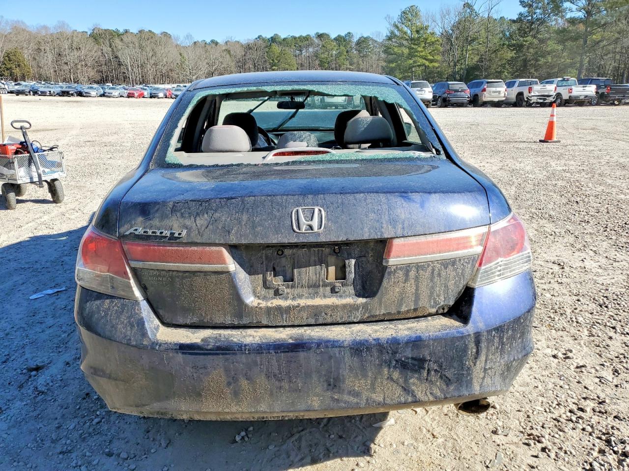 2012 HONDA ACCORD LX photo 6