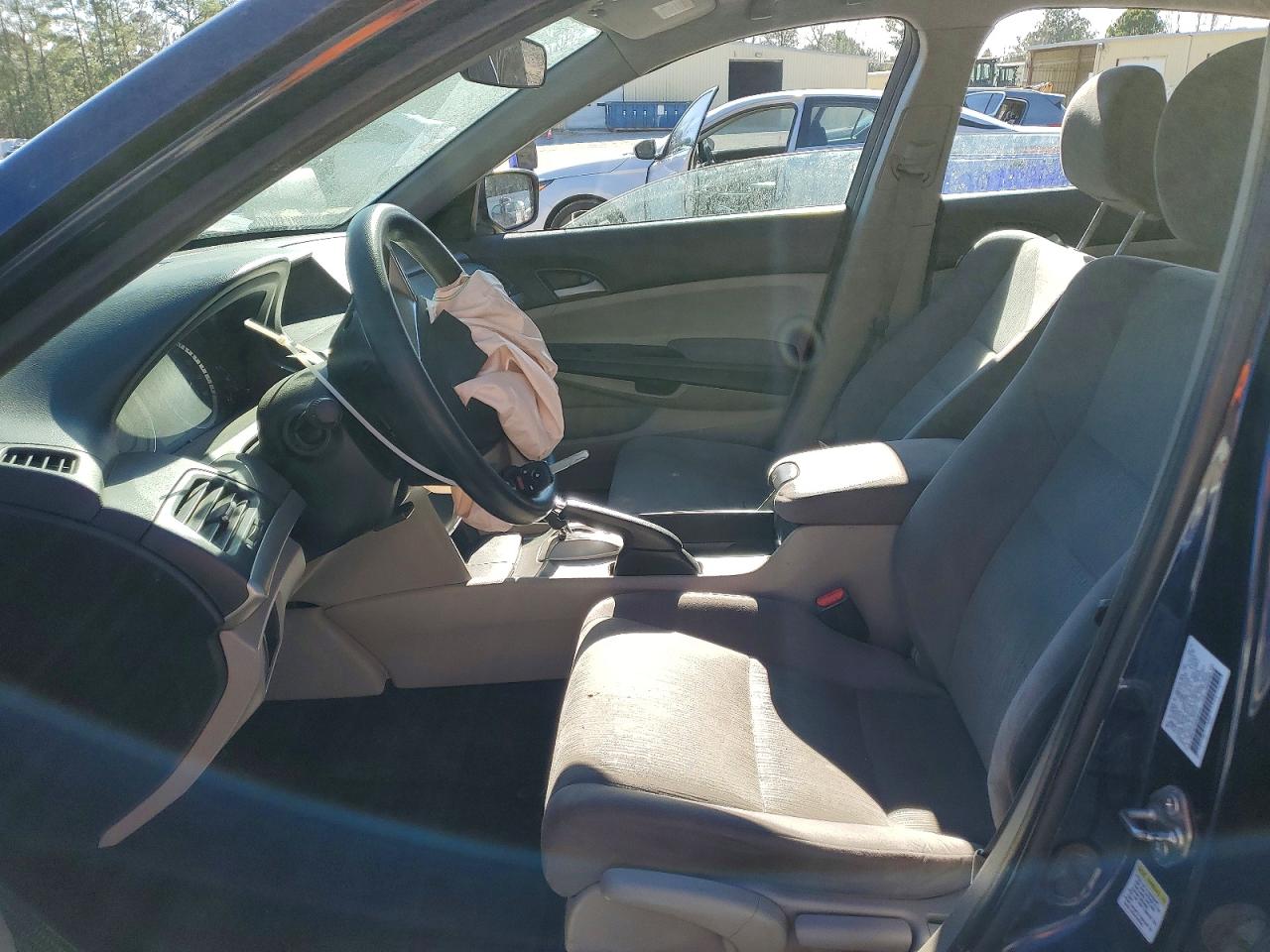2012 HONDA ACCORD LX photo 7