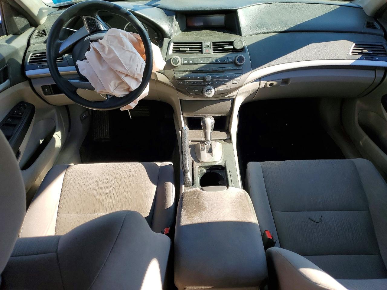 2012 HONDA ACCORD LX photo 8