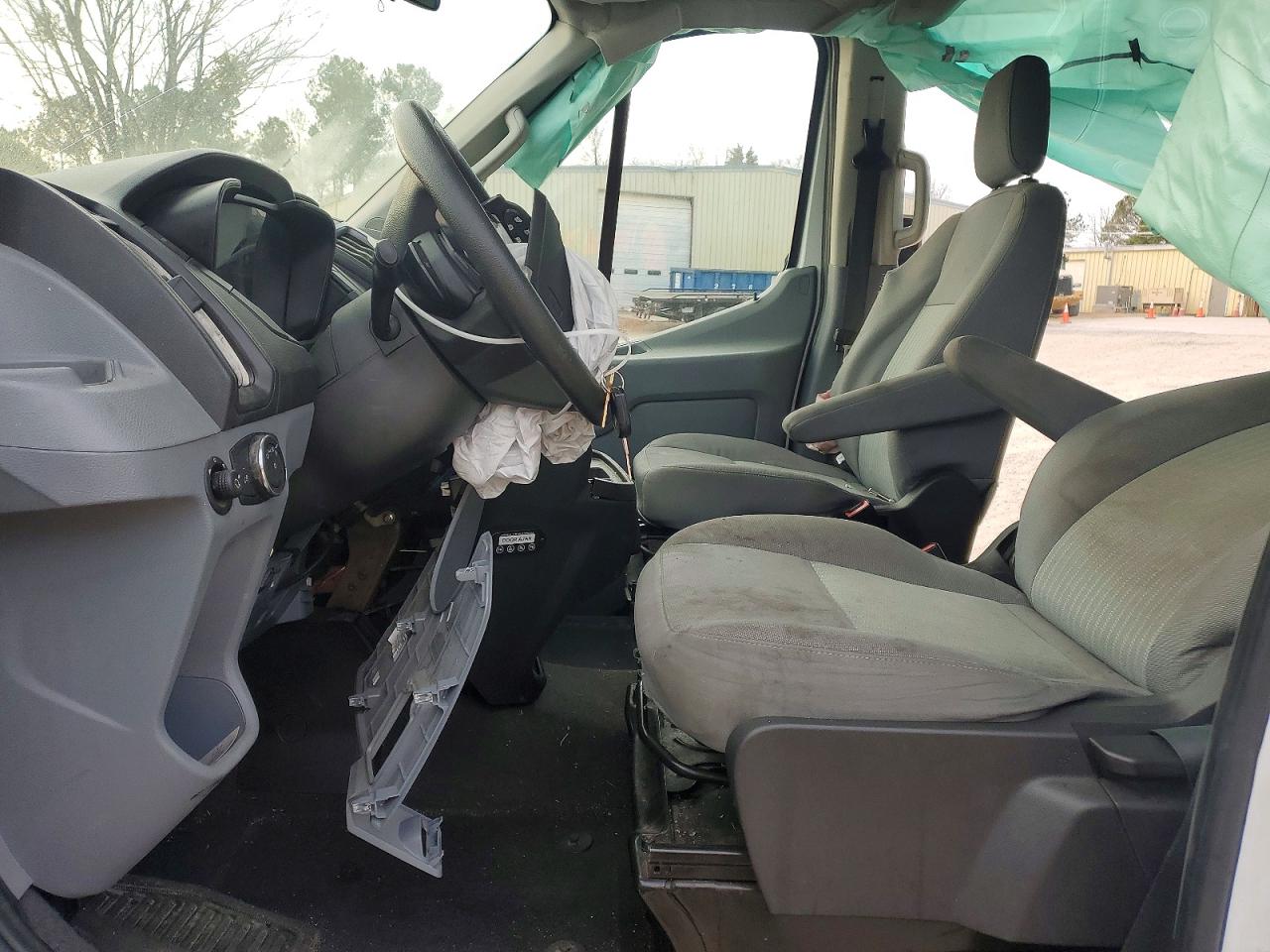 2017 FORD TRANSIT-150 WAG photo 7