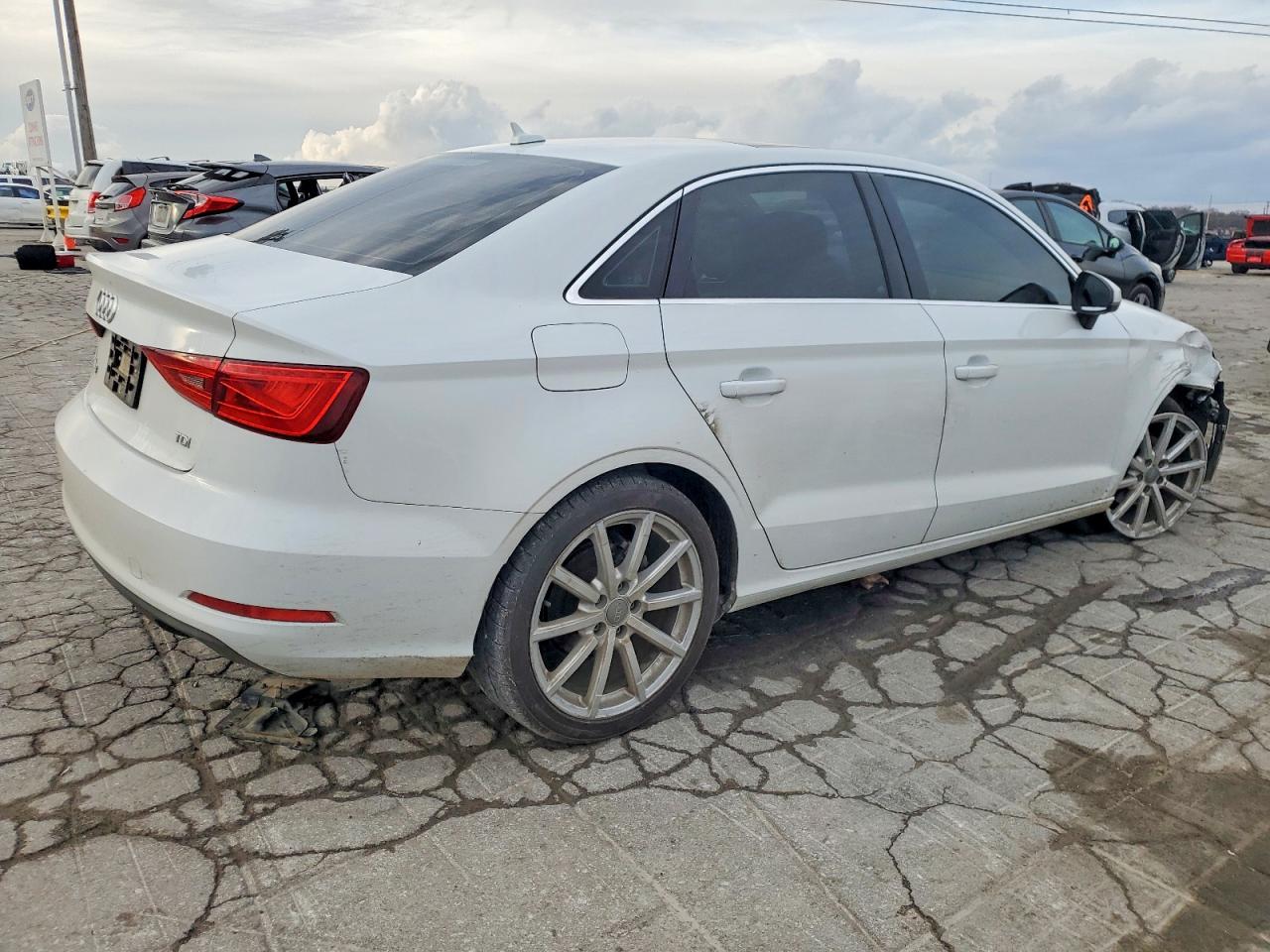 2015 AUDI A3 PREMIUM PLUS photo 5
