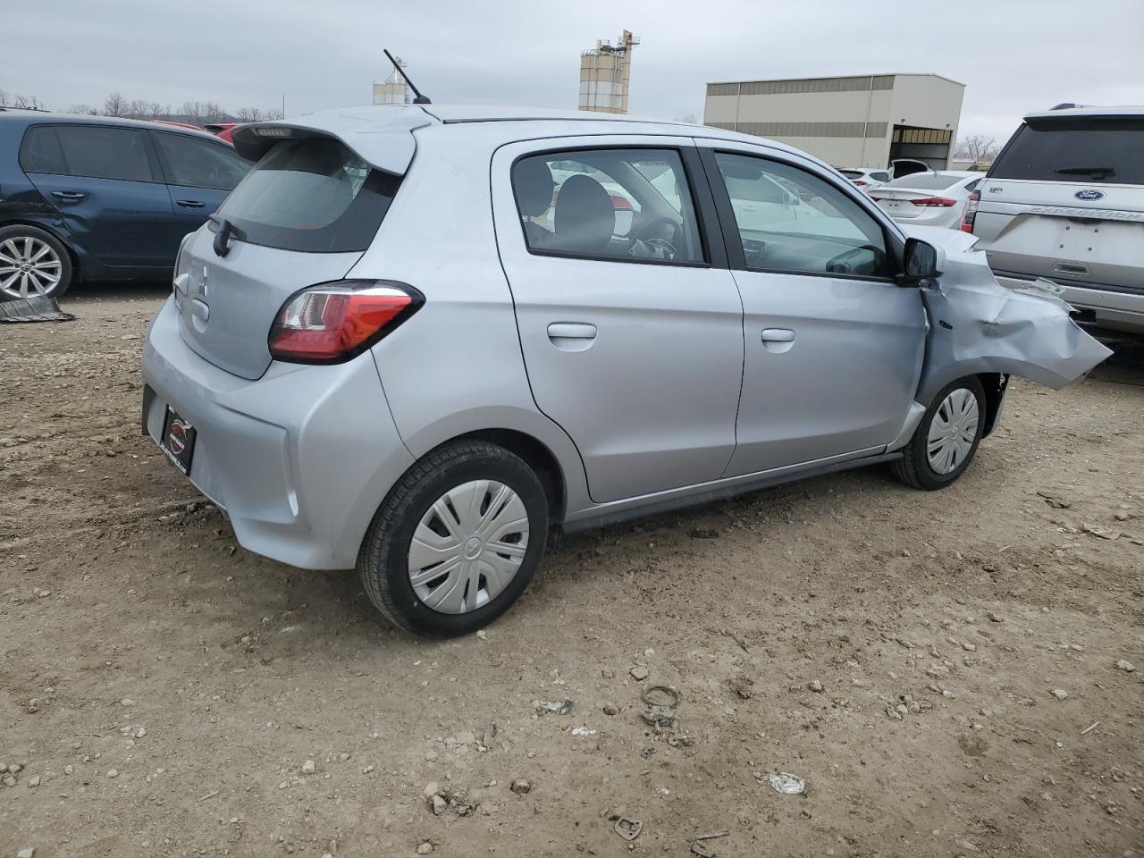 2024 MITSUBISHI MIRAGE ES photo 5