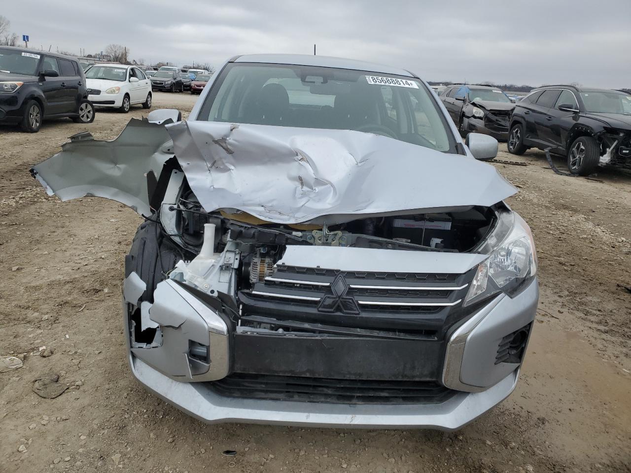 2024 MITSUBISHI MIRAGE ES photo 9