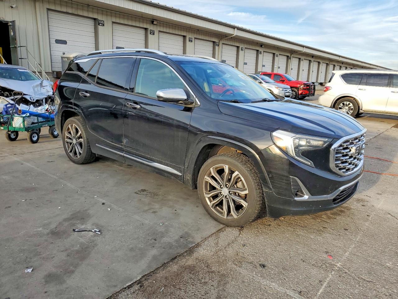 2018 GMC TERRAIN DENALI photo 10