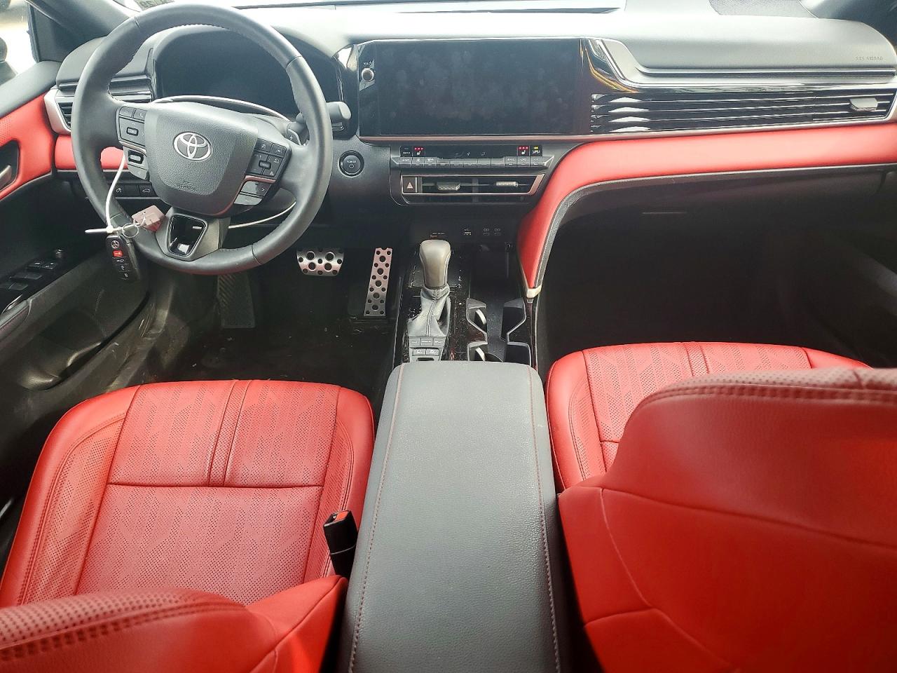 2025 TOYOTA CAMRY XSE photo 8