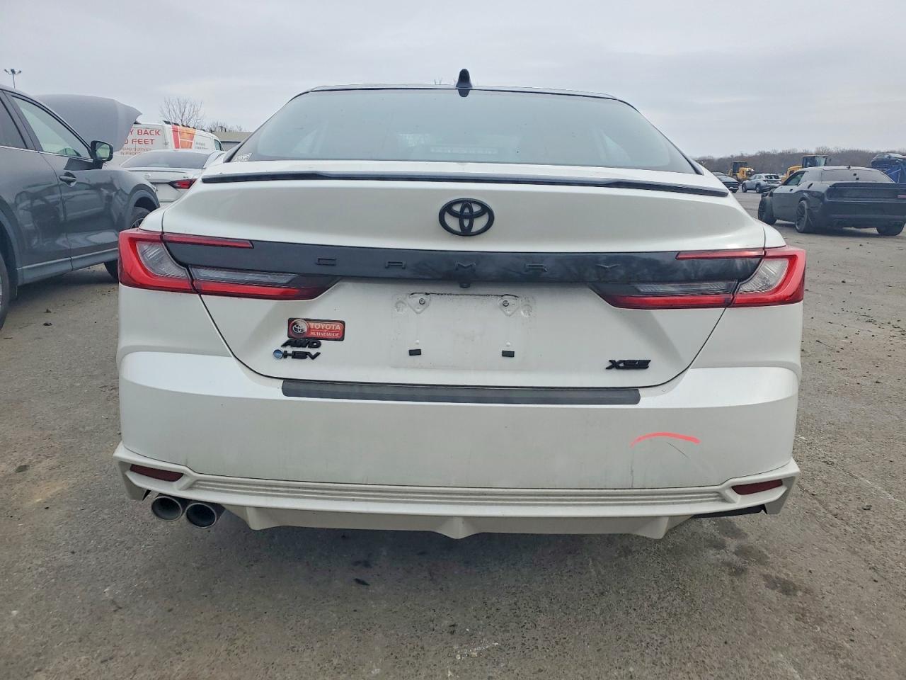 2025 TOYOTA CAMRY XSE photo 6