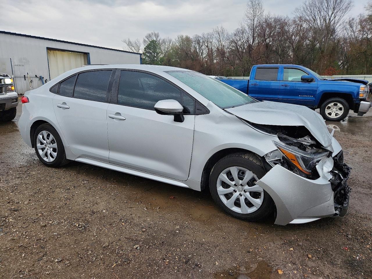 2021 TOYOTA COROLLA LE photo 10
