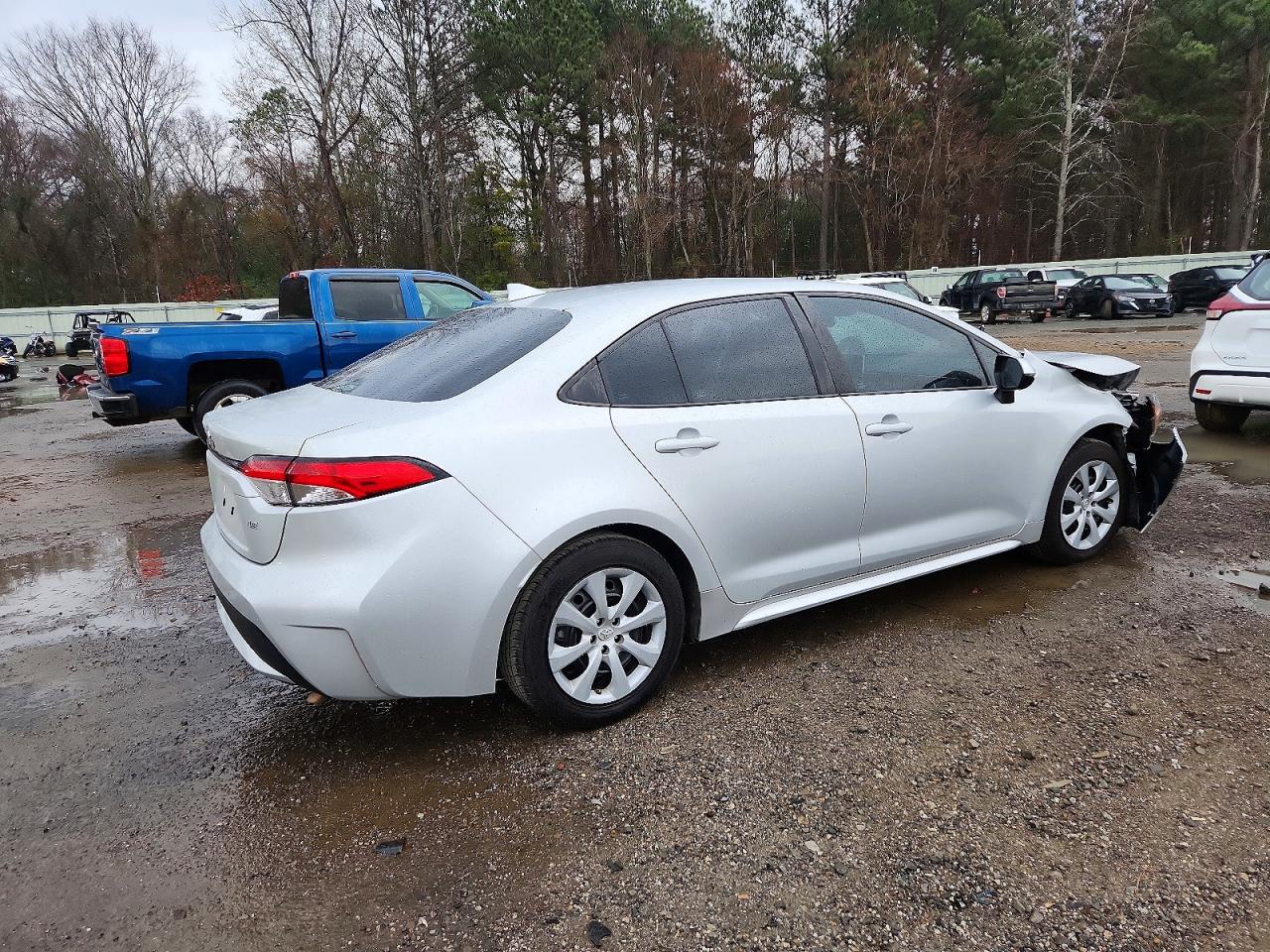 2021 TOYOTA COROLLA LE photo 7