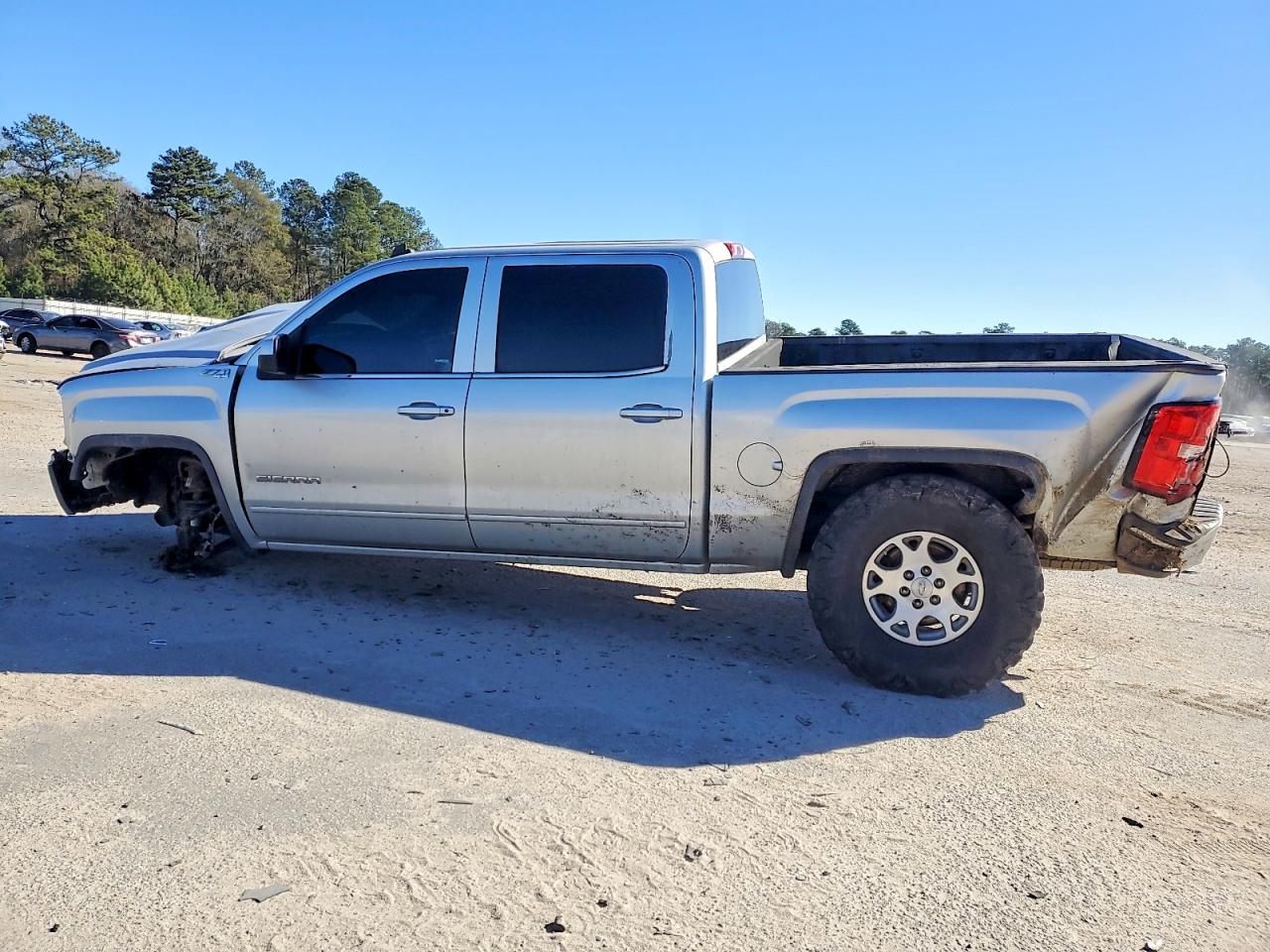 2014 GMC SIERRA photo 2