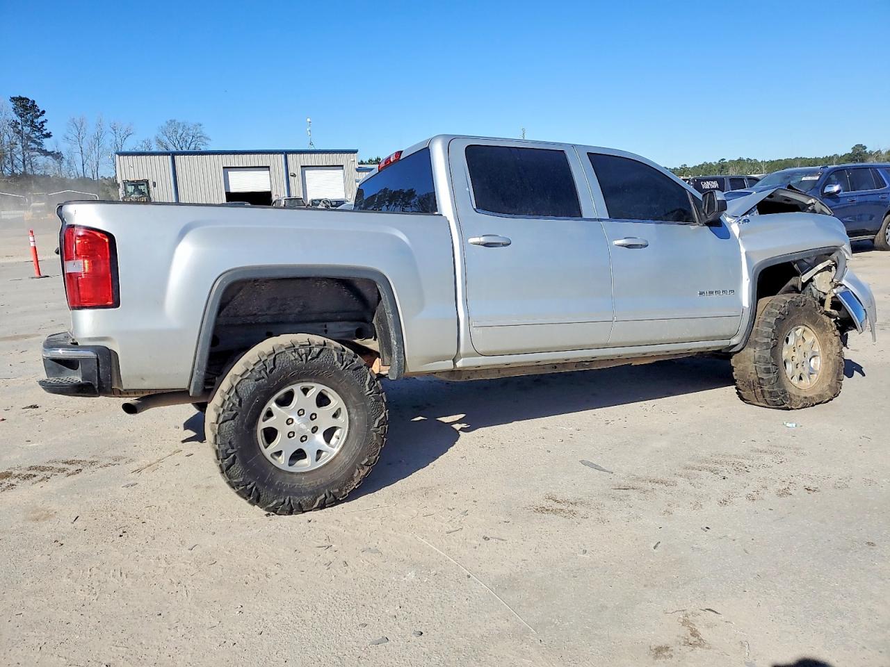 2014 GMC SIERRA photo 3