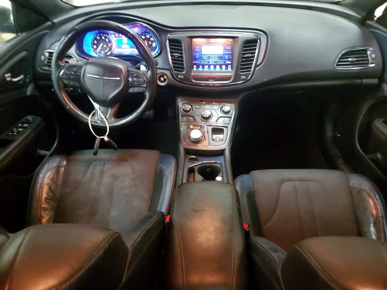 2015 CHRYSLER 200 S photo 15