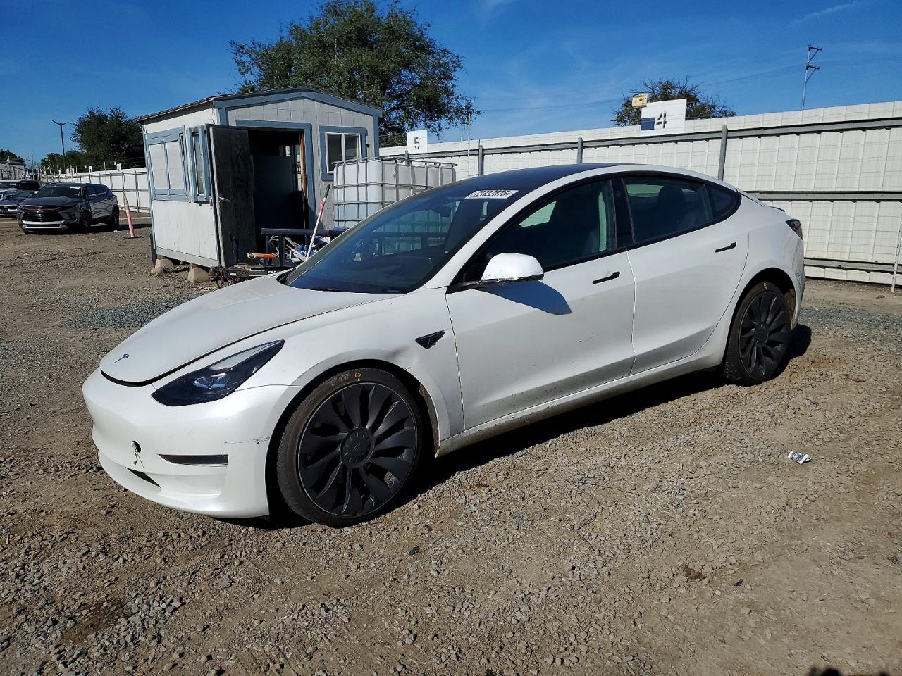 2023 TESLA MODEL 3