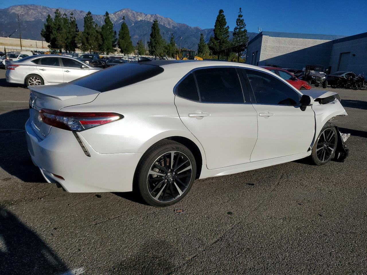 2018 TOYOTA CAMRY XSE V6 photo 7