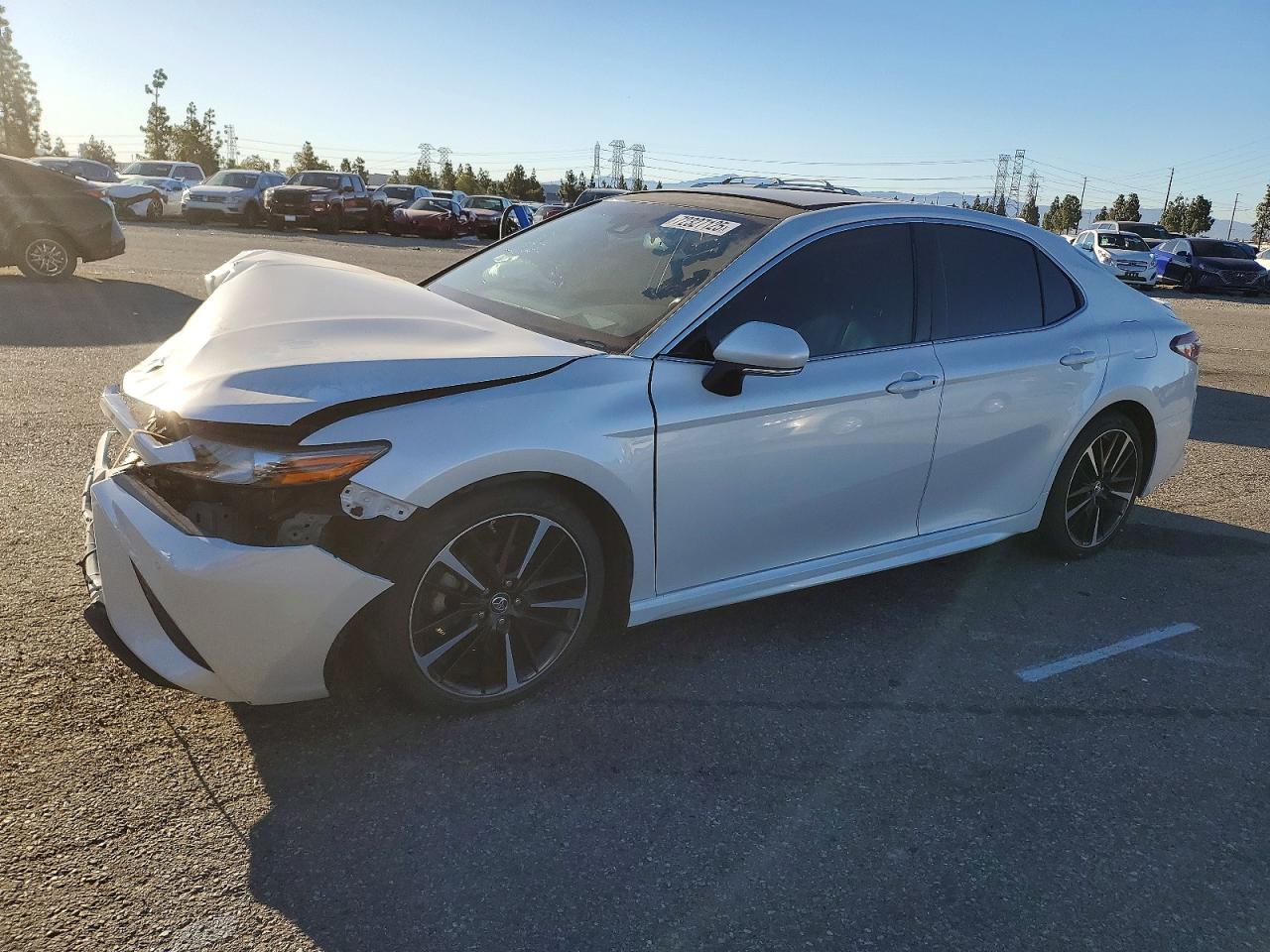 2018 TOYOTA CAMRY