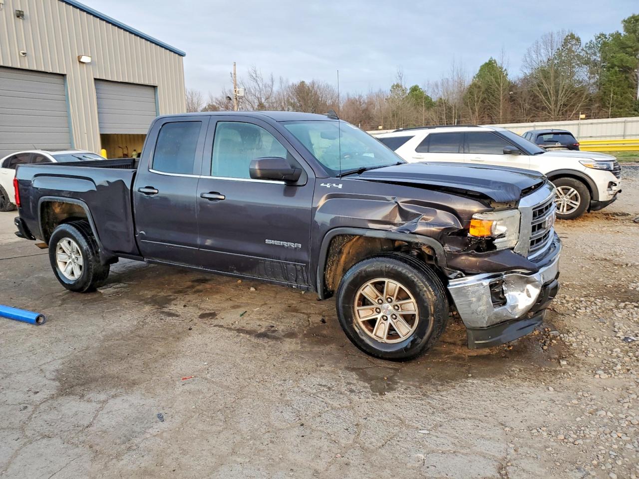 2015 GMC SIERRA K1500 SLE photo 4