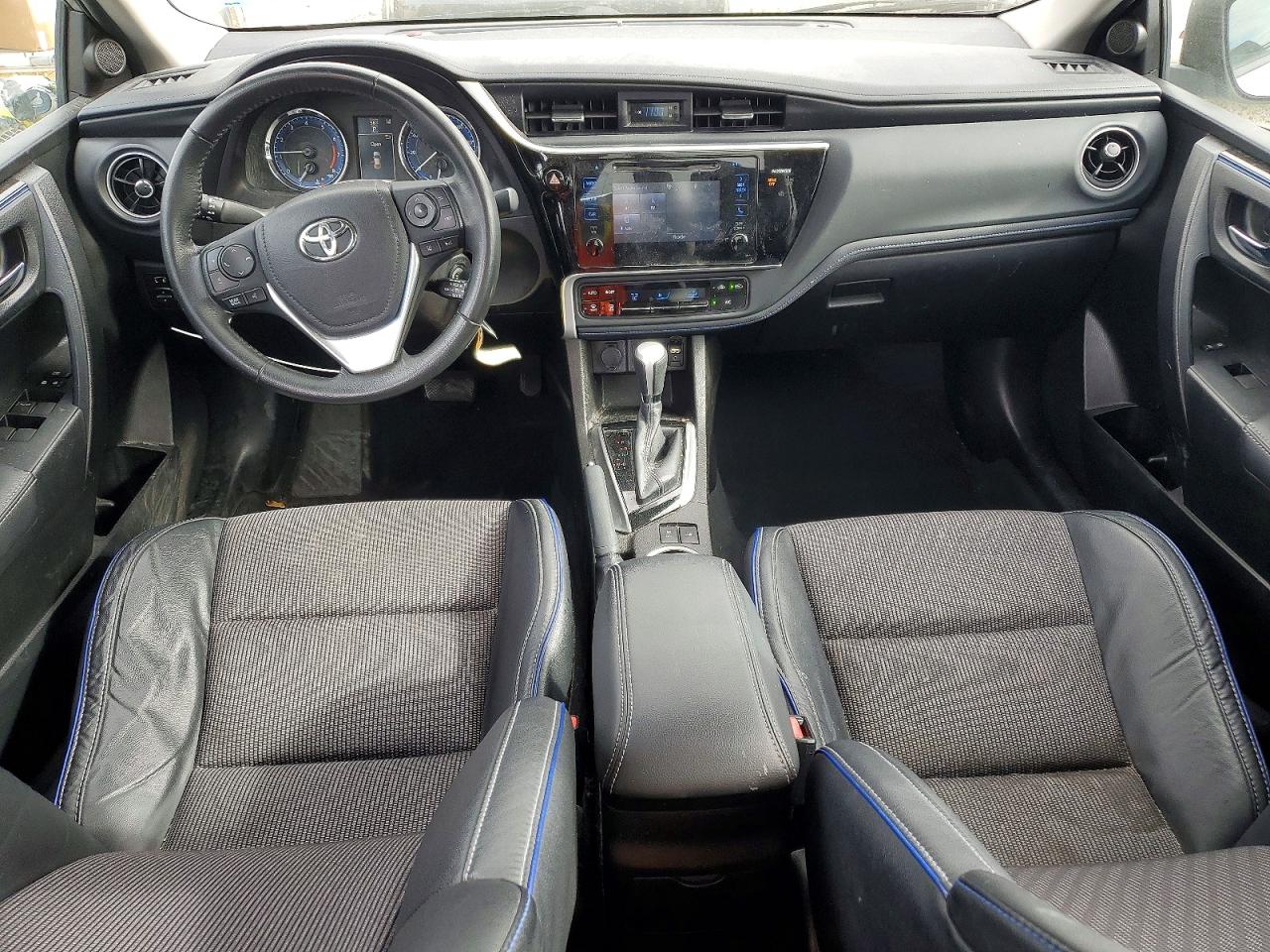 2017 TOYOTA COROLLA L photo 22