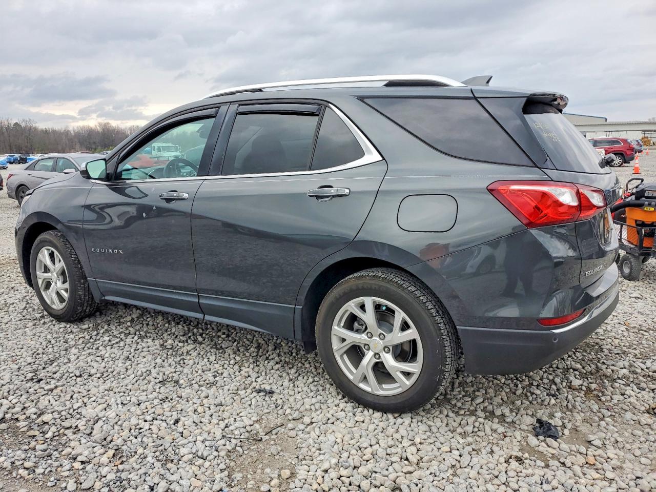 2018 CHEVROLET EQUINOX PREMIER photo 4