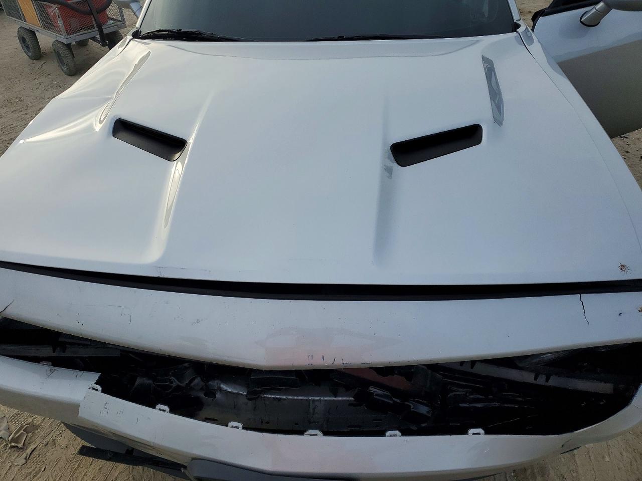 2023 DODGE CHALLENGER SXT photo 11