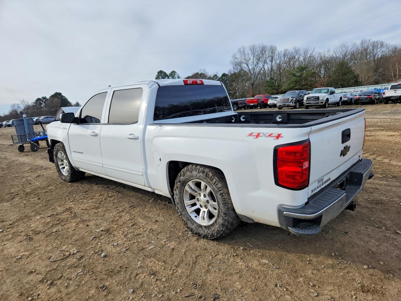 2015 CHEVROLET SILVERADO K1500 LT photo 3