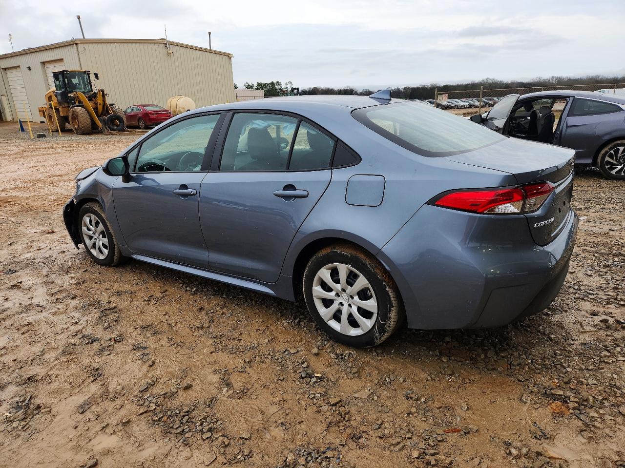 2024 TOYOTA COROLLA LE photo 4