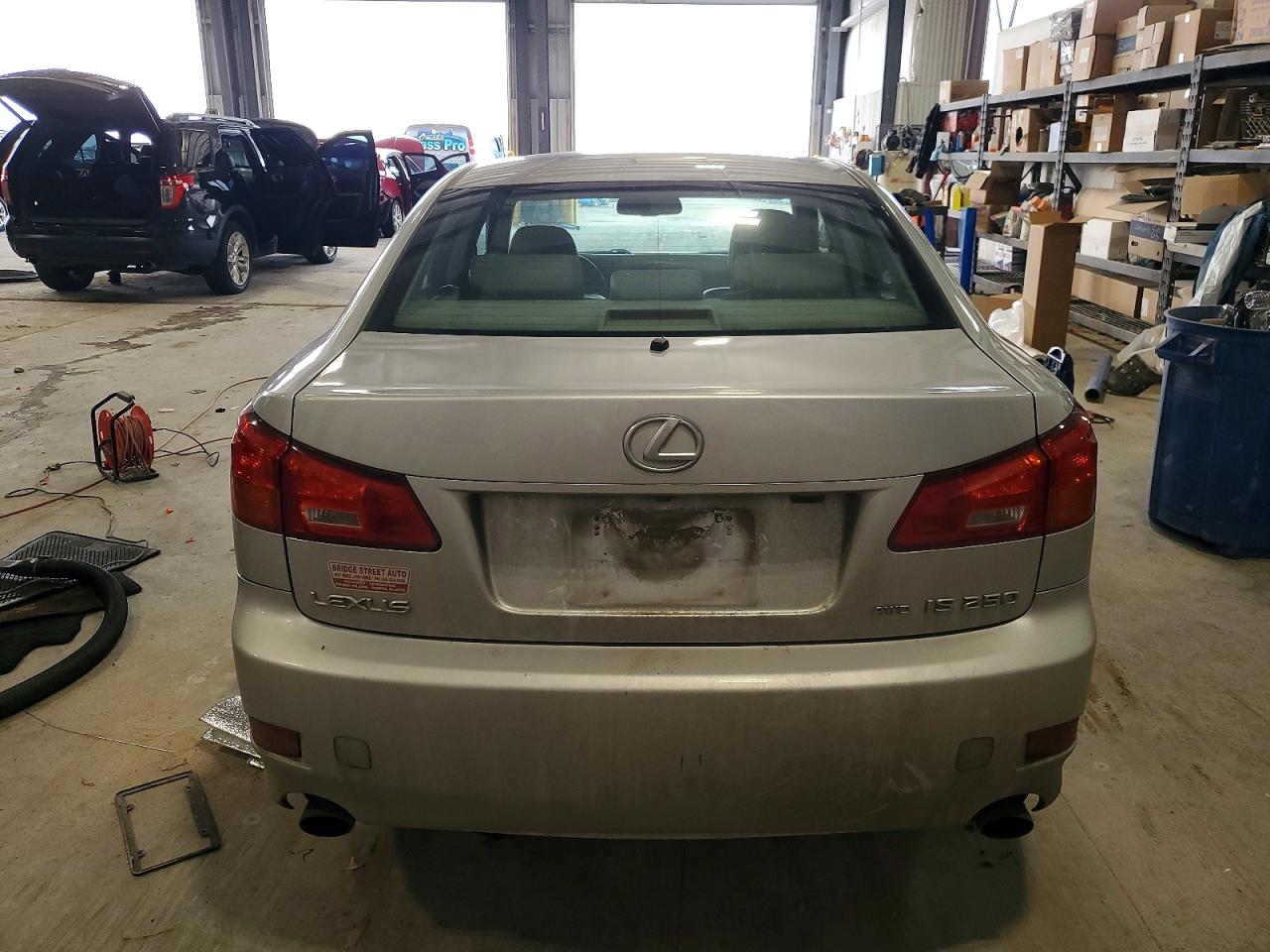 2006 LEXUS IS 250 photo 11