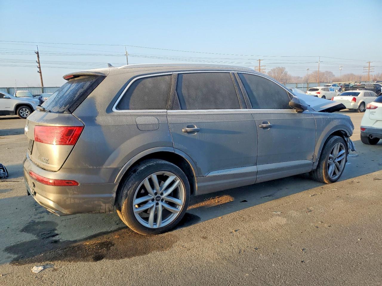 2017 AUDI Q7 photo 5