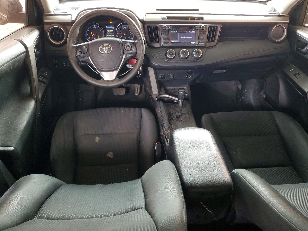 2018 TOYOTA RAV4 LE photo 22