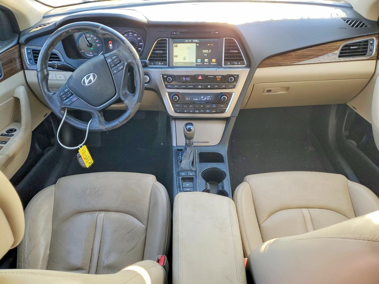 2016 HYUNDAI SONATA HYBRID photo 15