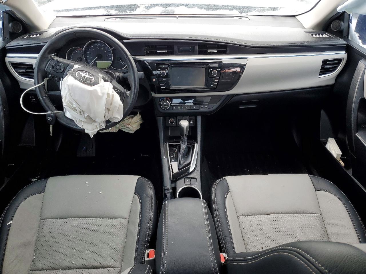 2016 TOYOTA COROLLA L photo 15