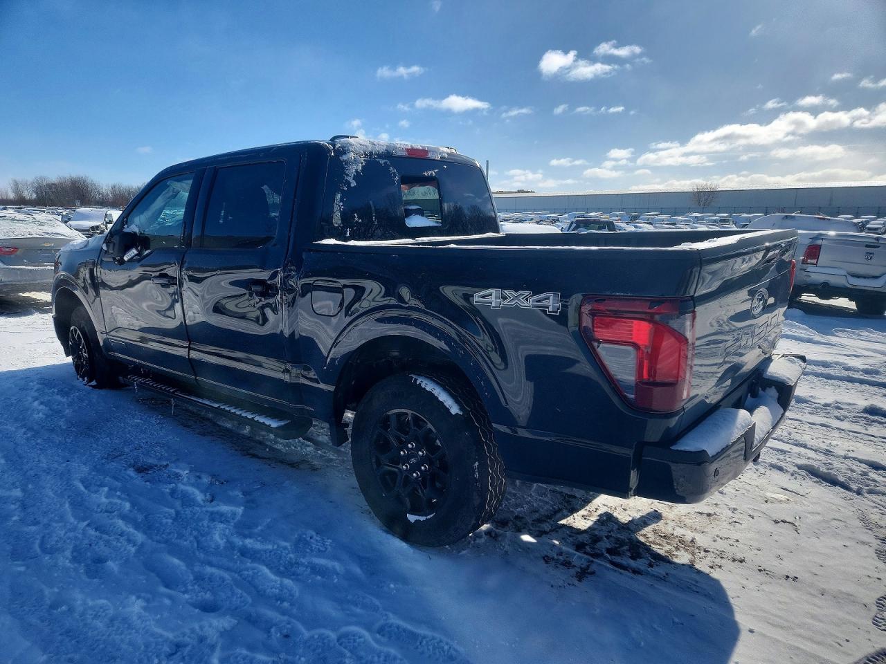 2024 FORD F150 XLT photo 3