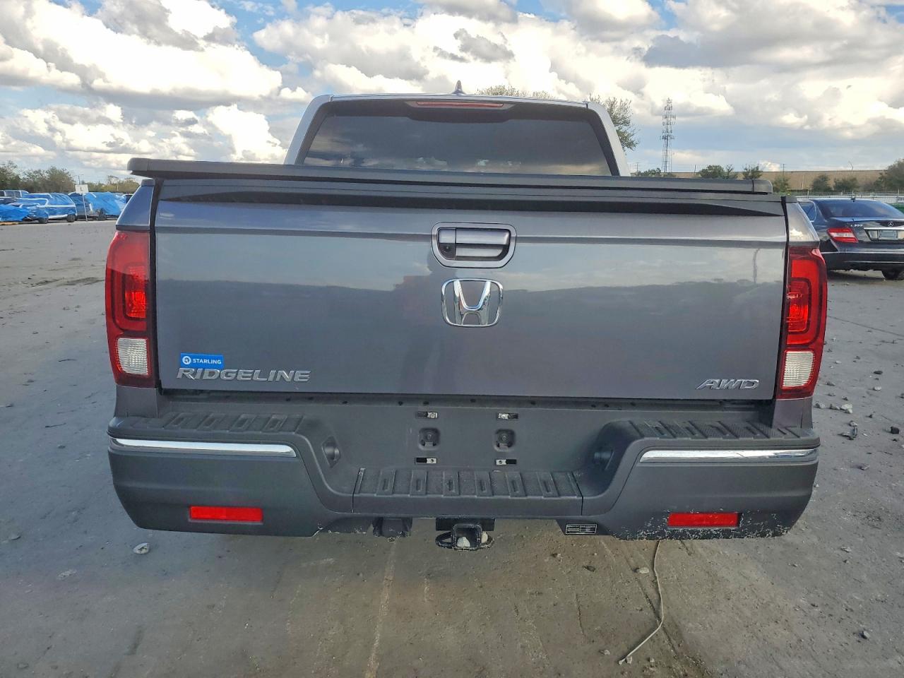 2020 HONDA RIDGELINE SPORT photo 6