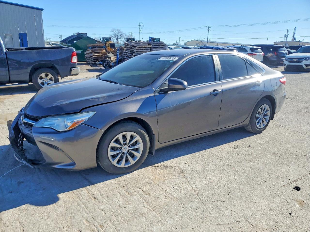 2016 TOYOTA CAMRY