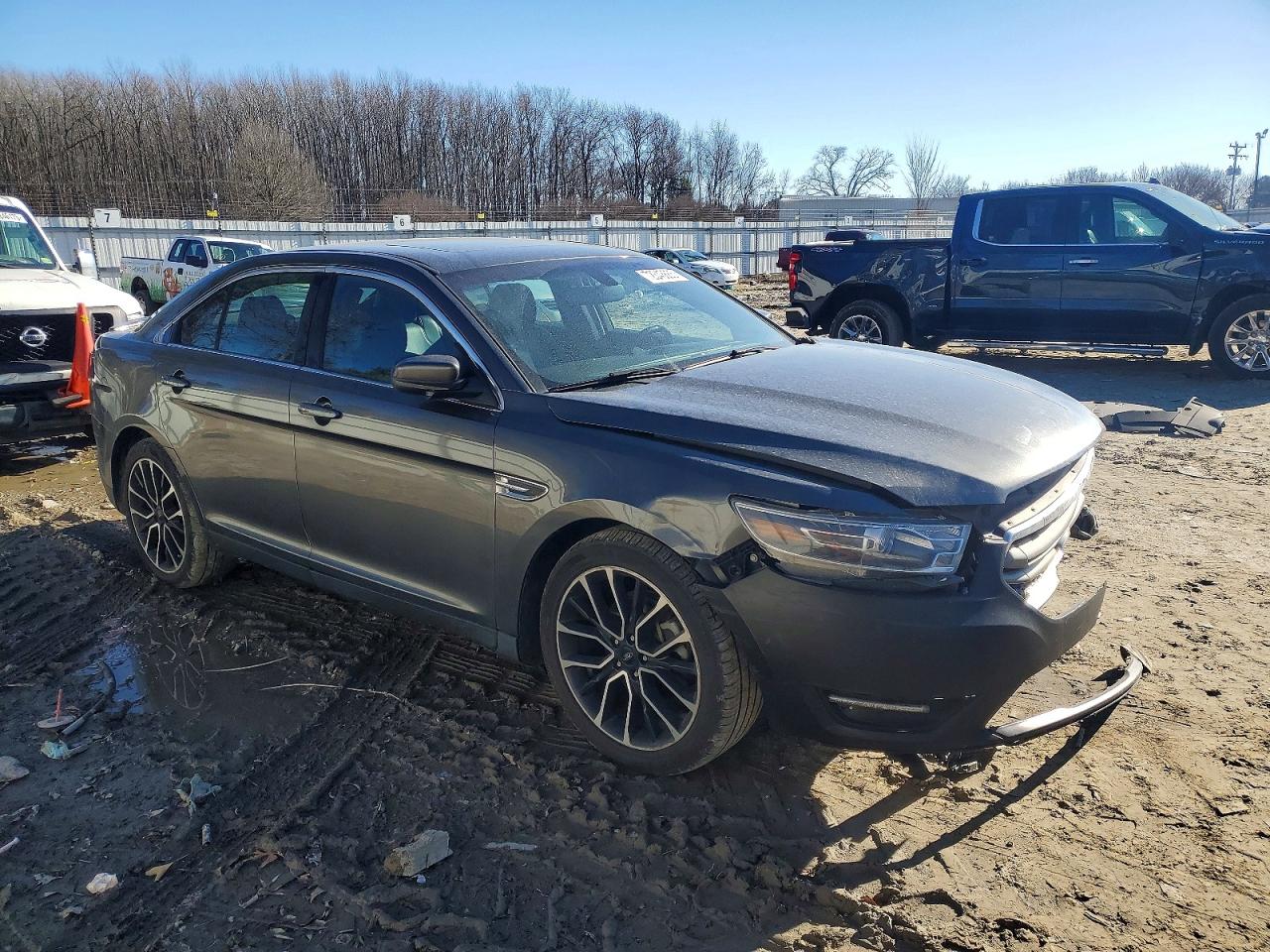 2018 FORD TAURUS SEL photo 7