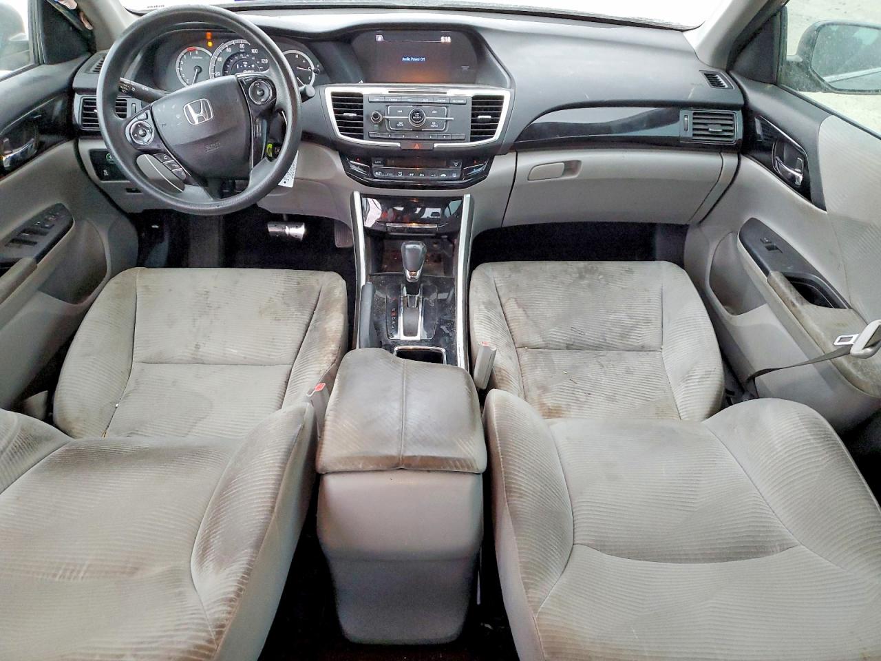 2017 HONDA ACCORD LX photo 8