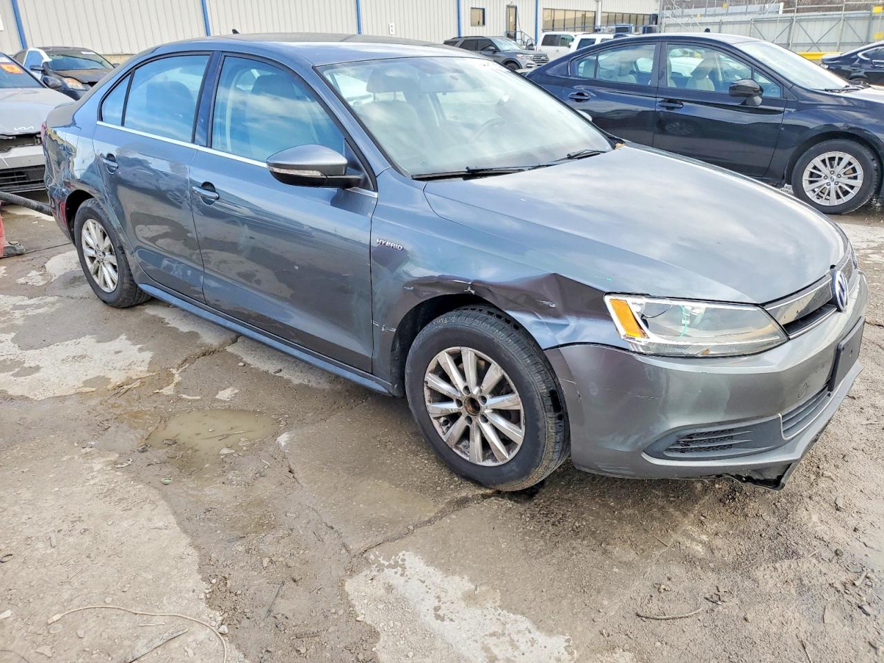 2013 VOLKSWAGEN JETTA HYBRID photo 4