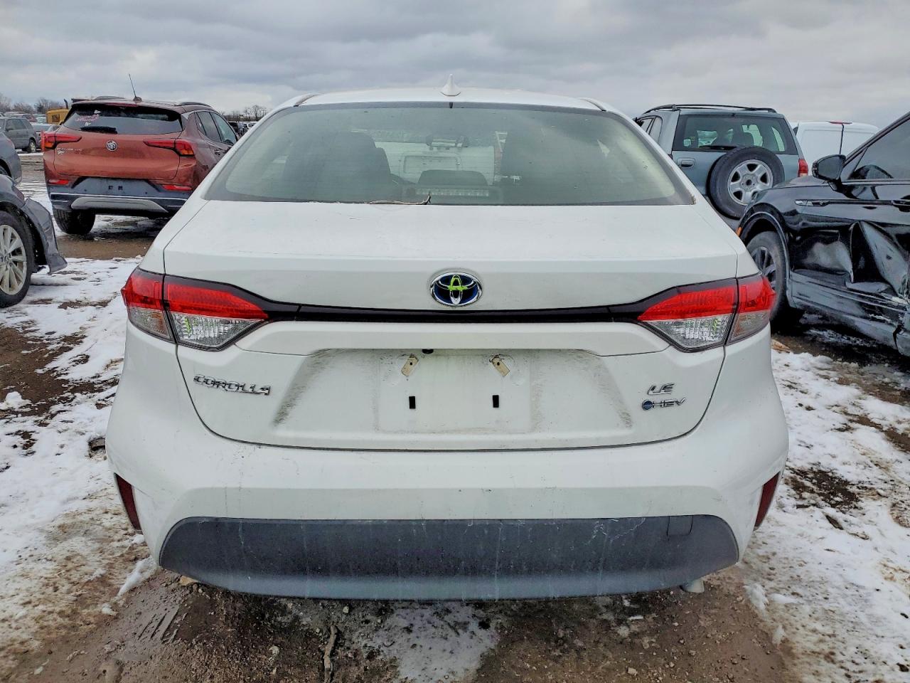 2025 TOYOTA COROLLA LE photo 16