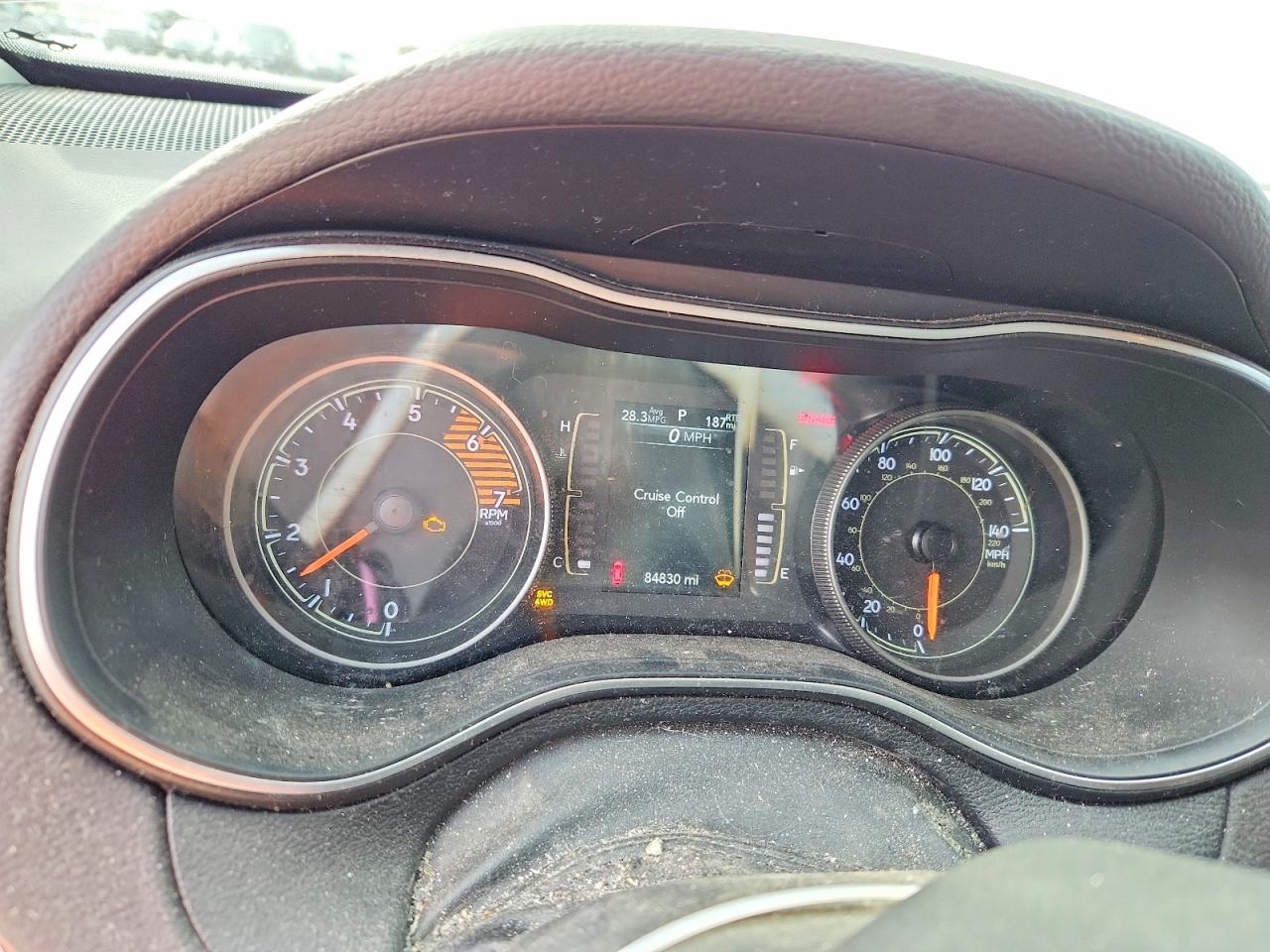 2019 JEEP CHEROKEE LATITUDE PLUS photo 9