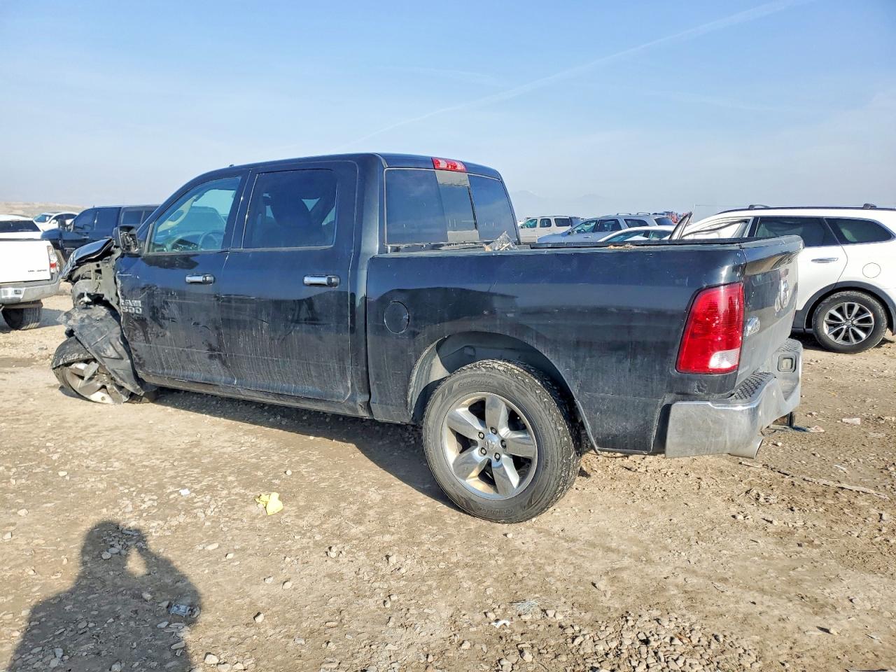 2018 RAM 1500 SLT photo 4