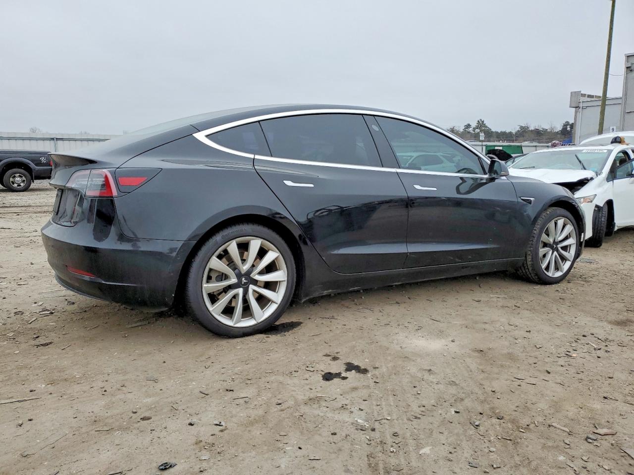 2019 TESLA MODEL 3 photo 7