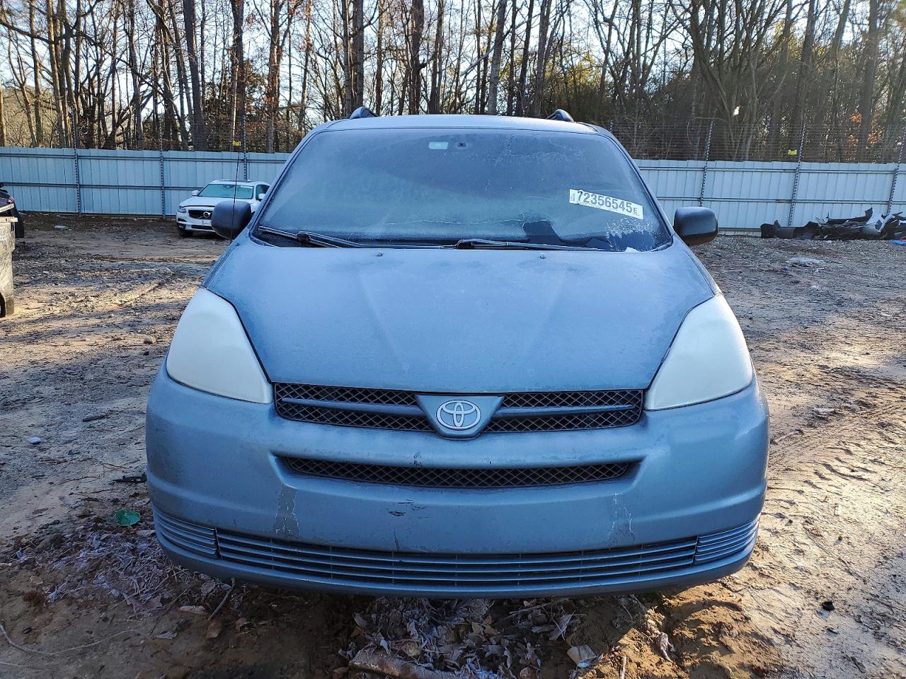 2004 TOYOTA SIENNA photo 13