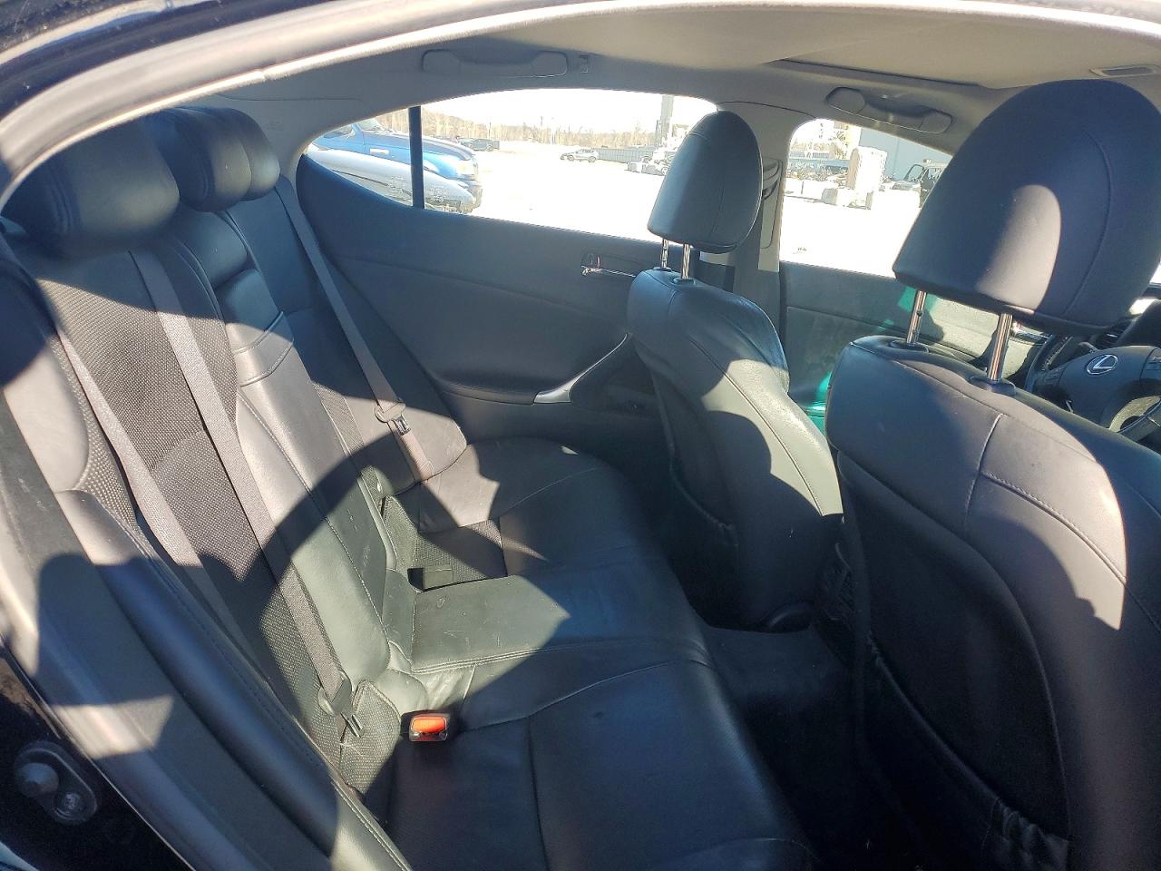2008 LEXUS IS photo 10