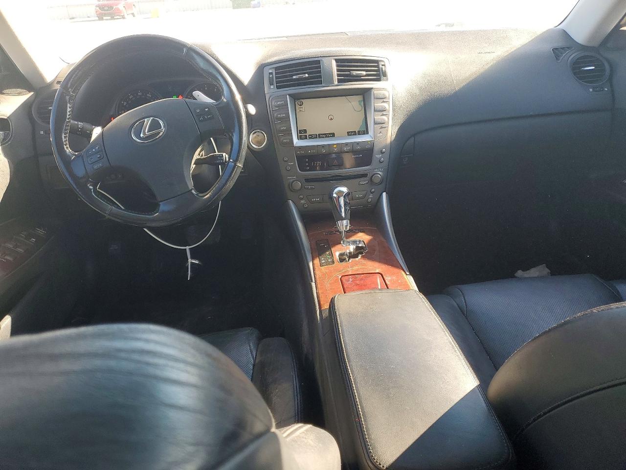 2008 LEXUS IS photo 8