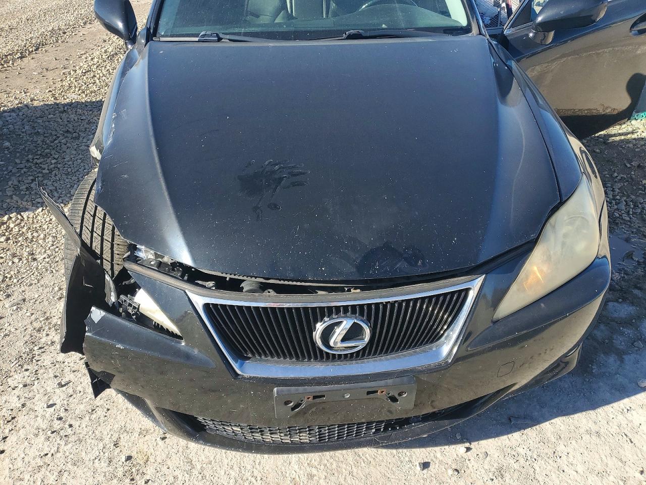 2008 LEXUS IS photo 11