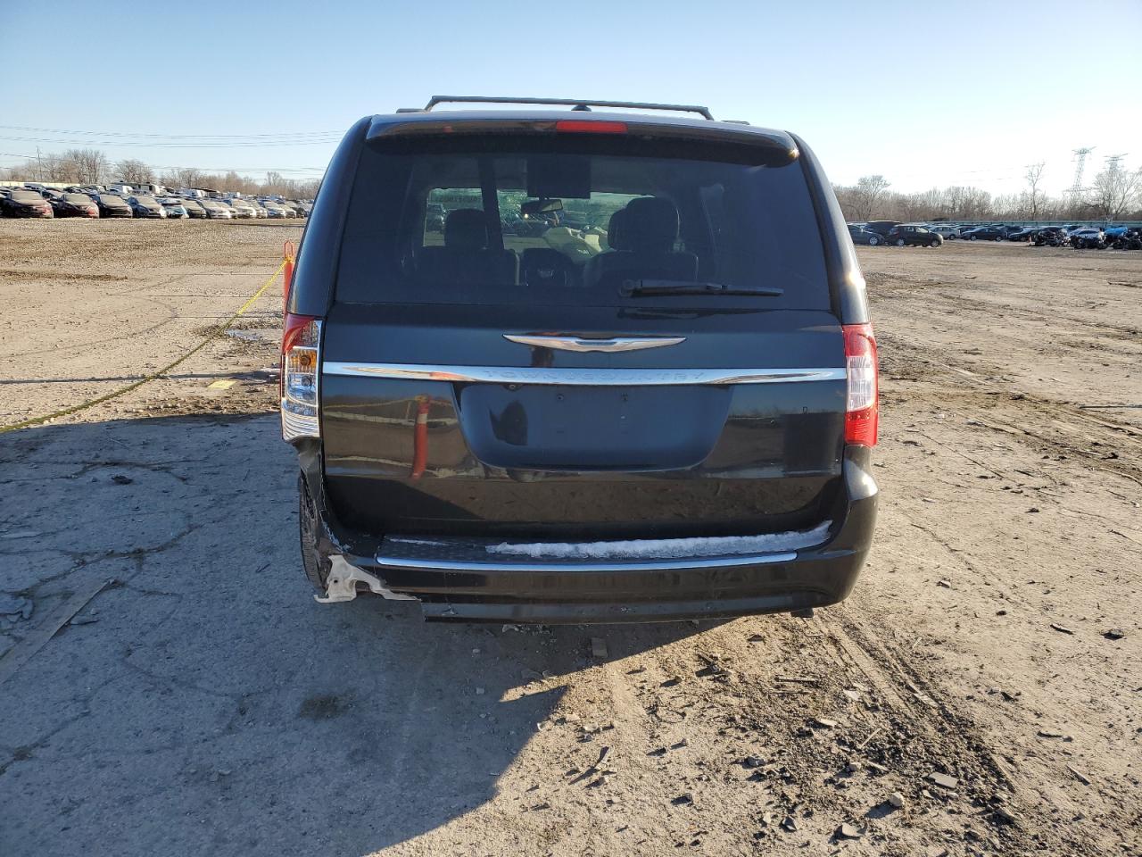 2013 CHRYSLER TOWN & COUNTRY TOURING photo 16