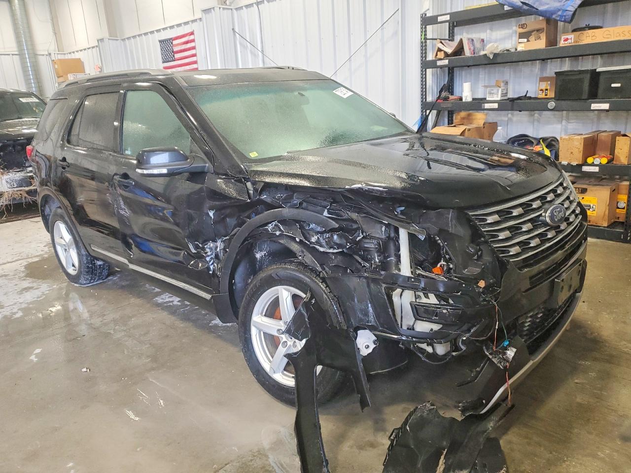 2016 FORD EXPLORER XLT photo 10