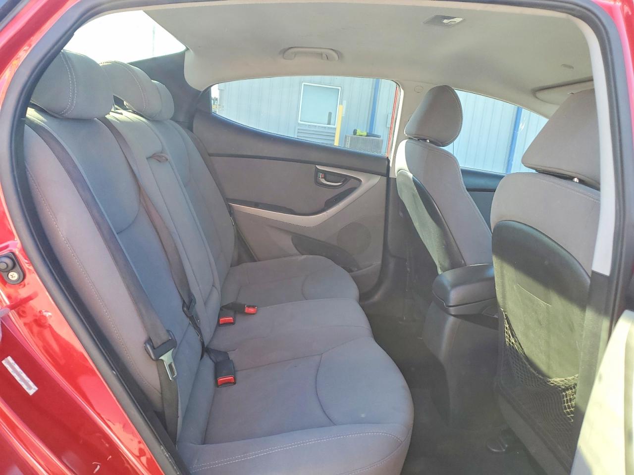 2015 HYUNDAI ELANTRA SE photo 10