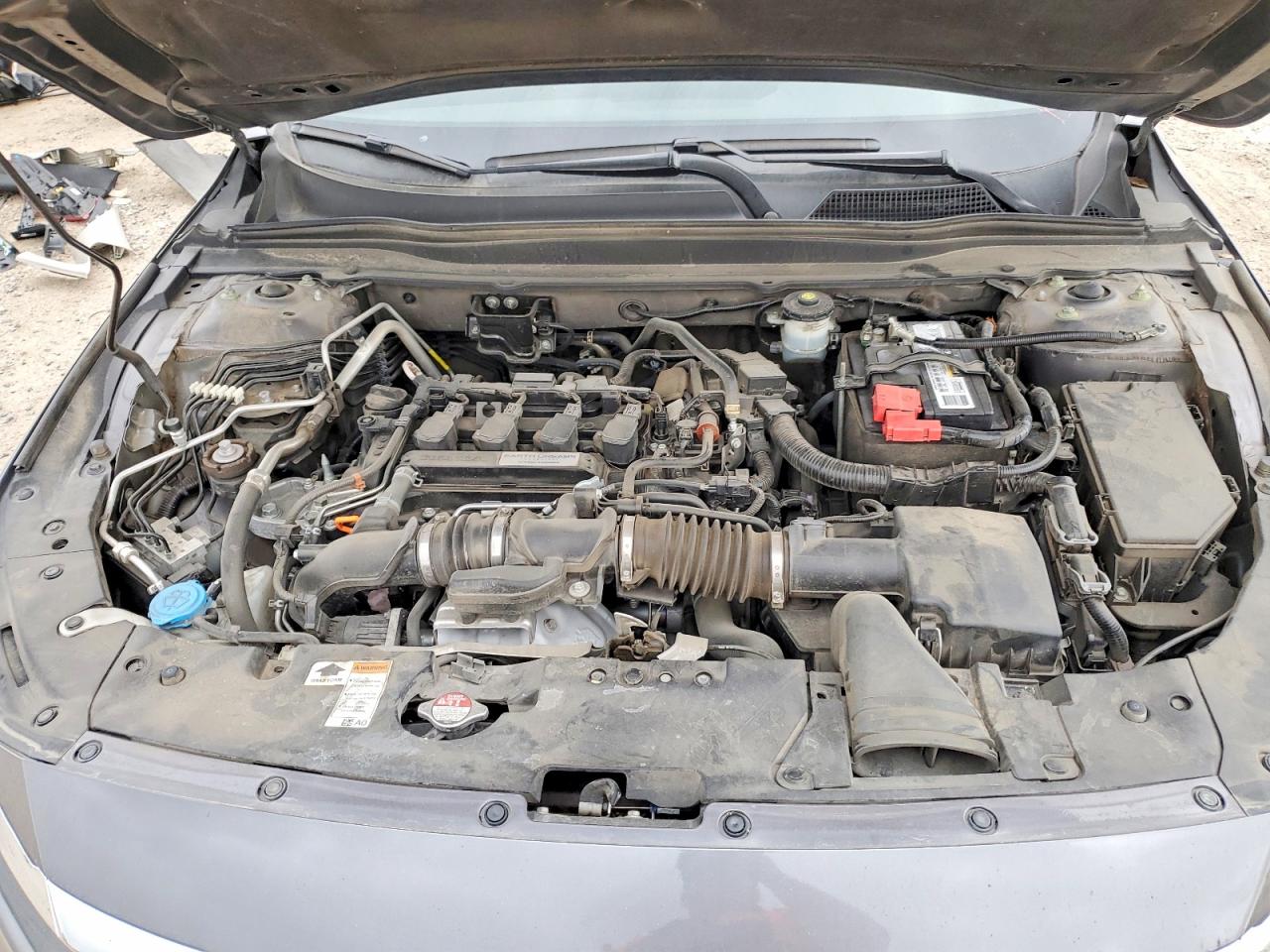 2018 HONDA ACCORD LX photo 21