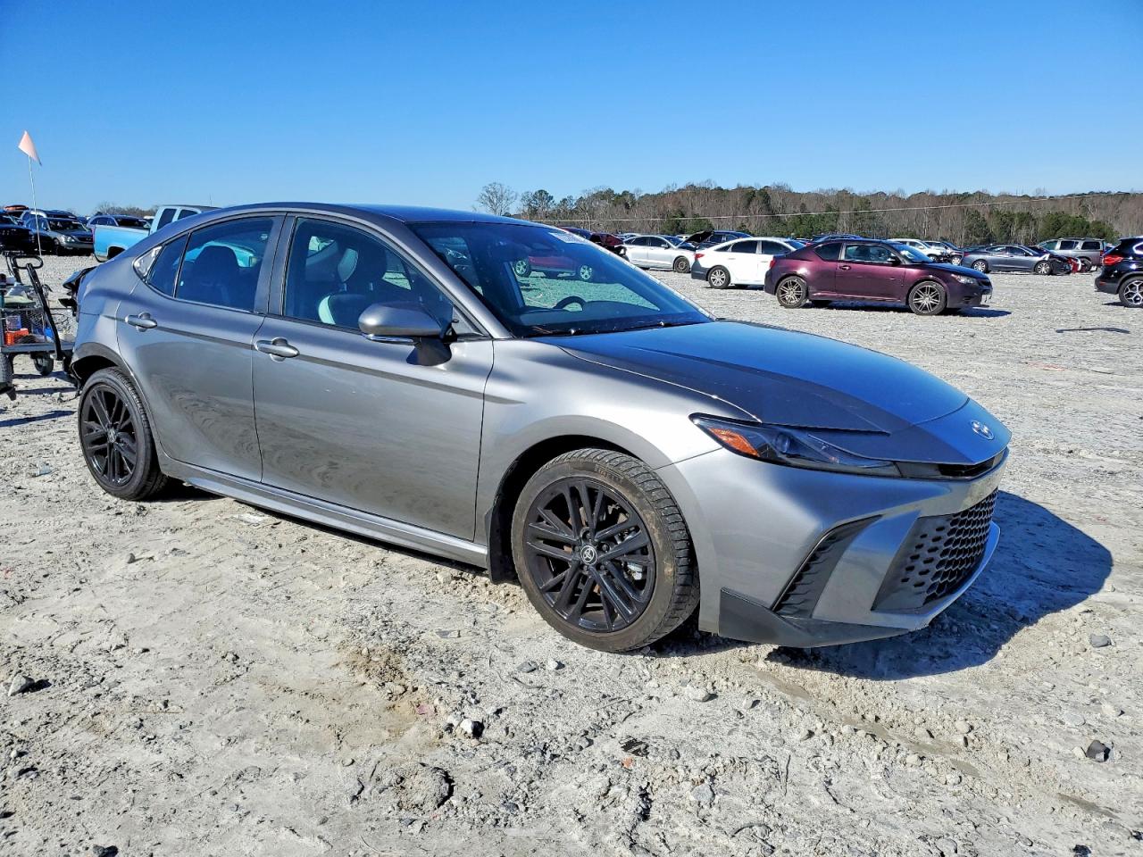 2025 TOYOTA CAMRY XSE photo 4