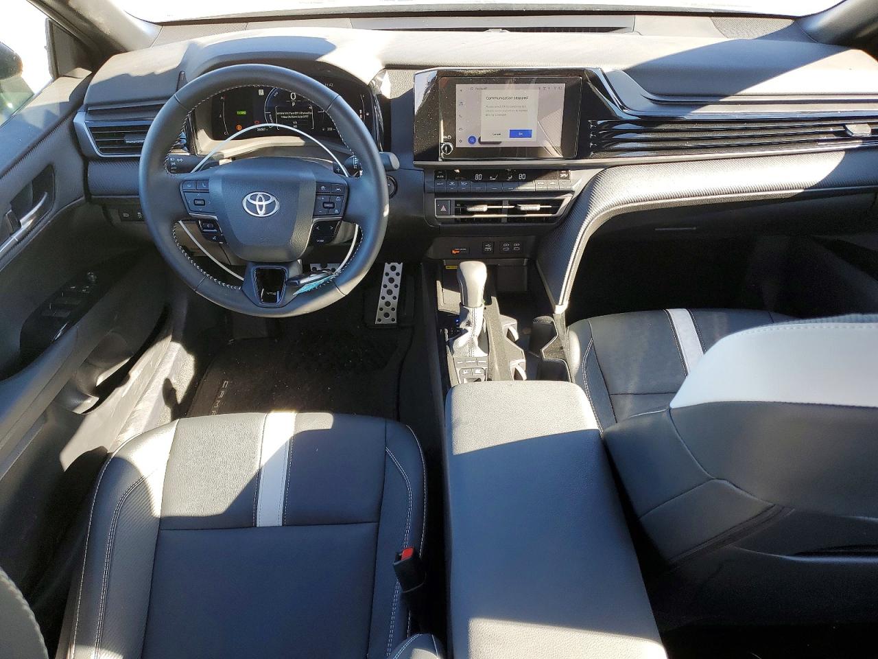 2025 TOYOTA CAMRY XSE photo 8